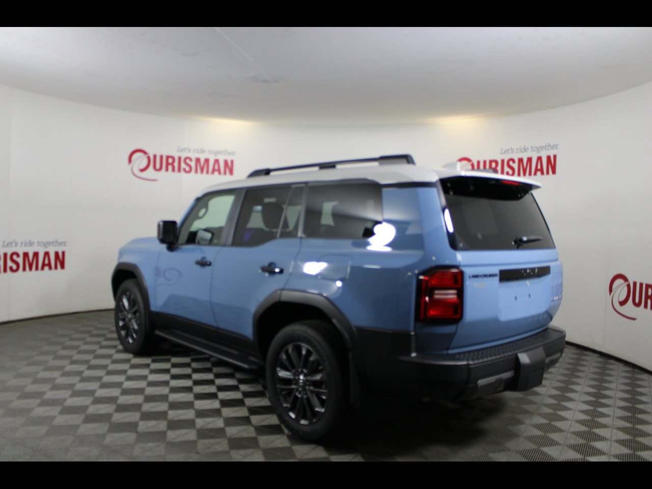 Used 2025 Toyota Land Cruiser w/ Premium Package AWD/4WD image 5