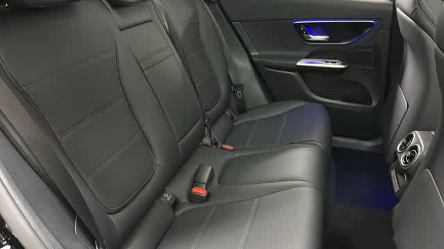 Certified 2026 Mercedes-Benz GLC 300 4MATIC image 32