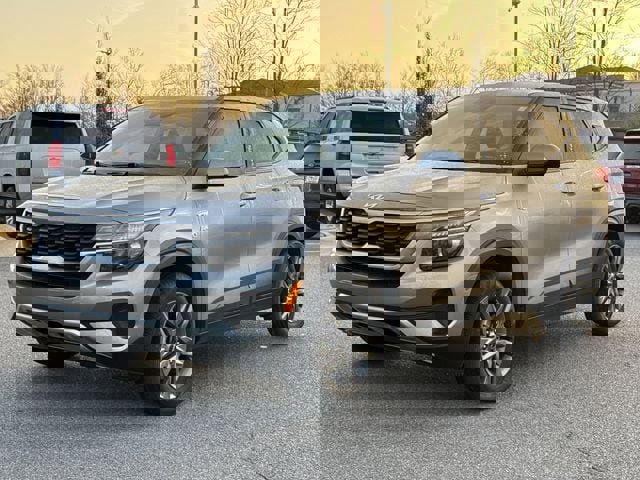 Used 2023 Kia Seltos LX image 4