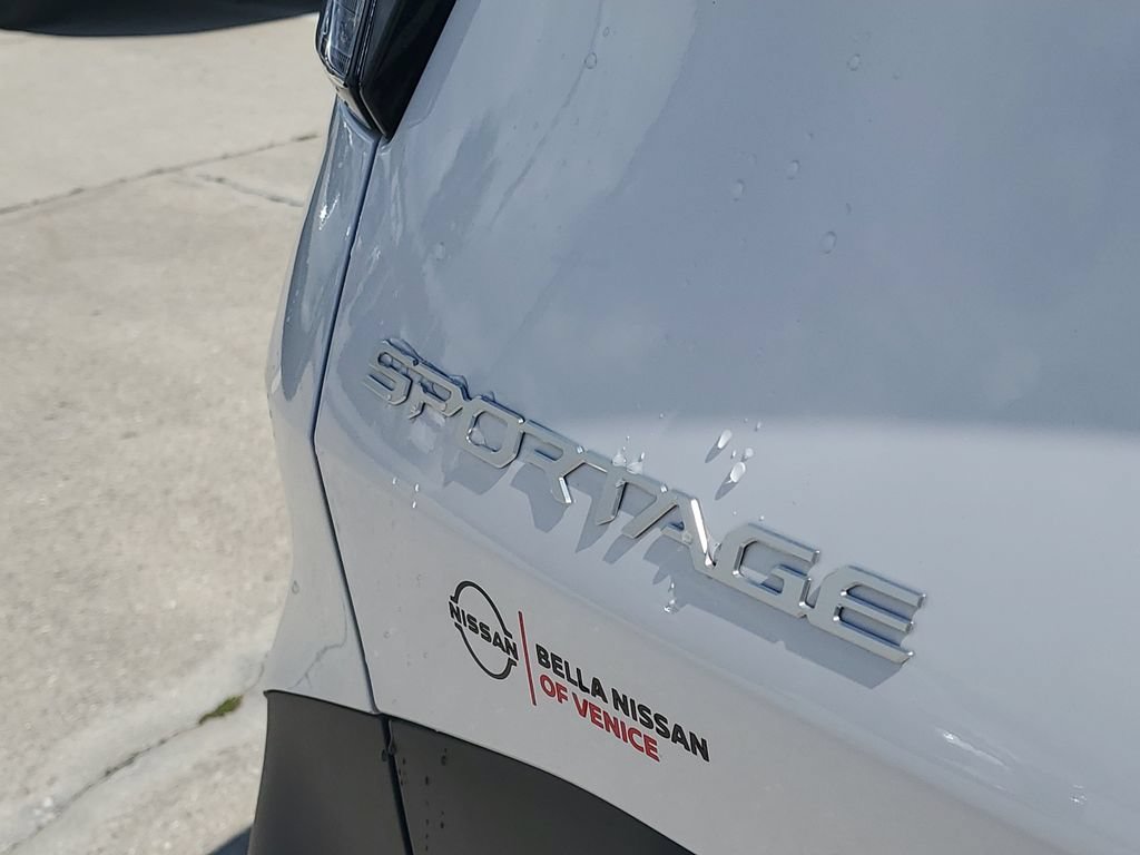 Used 2025 Kia Sportage EX FWD image 14