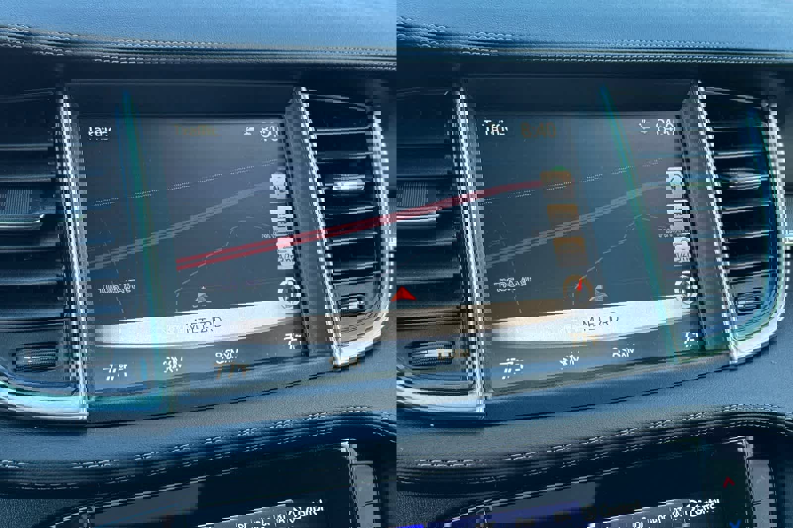 Used 2019 INFINITI QX50 Luxe w/ Navigation Package image 21