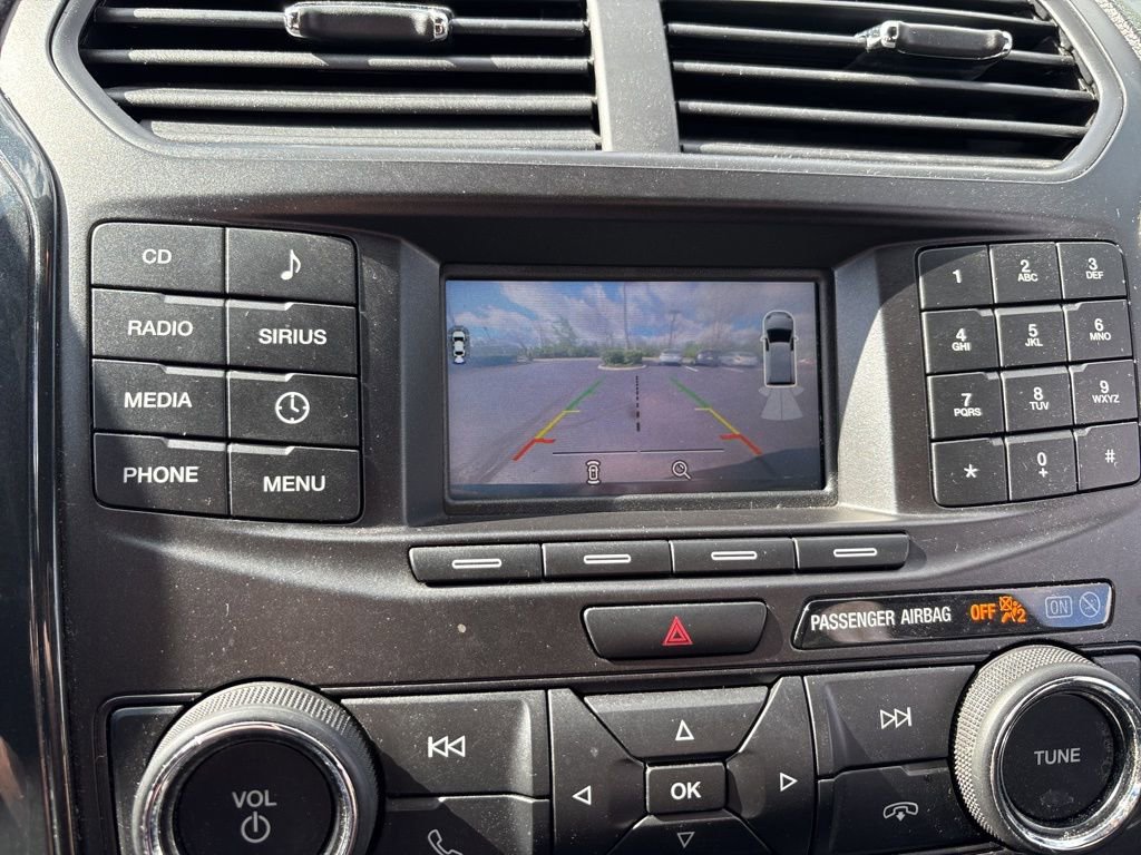 Used 2017 Ford Explorer XLT FWD image 25