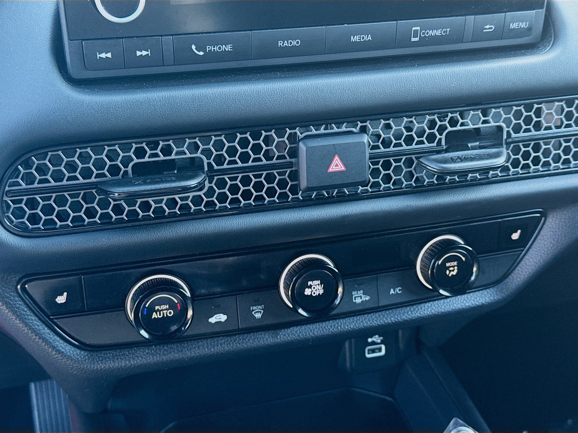 Certified 2023 Honda HR-V Sport image 14