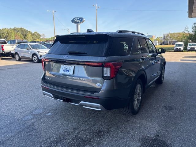 New 2026 Ford Explorer Platinum RWD image 5