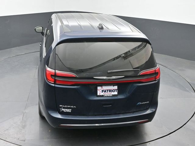 Used 2024 Chrysler Pacifica Limited FWD image 32