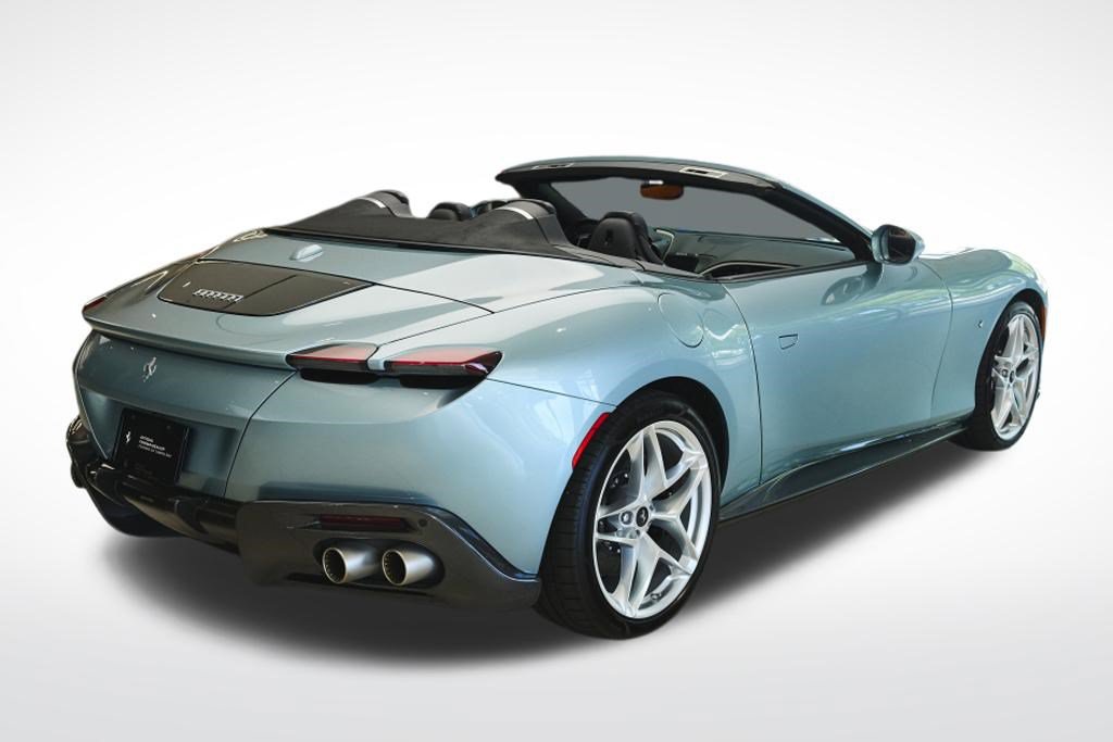 Used 2024 Ferrari Roma Spider RWD image 5