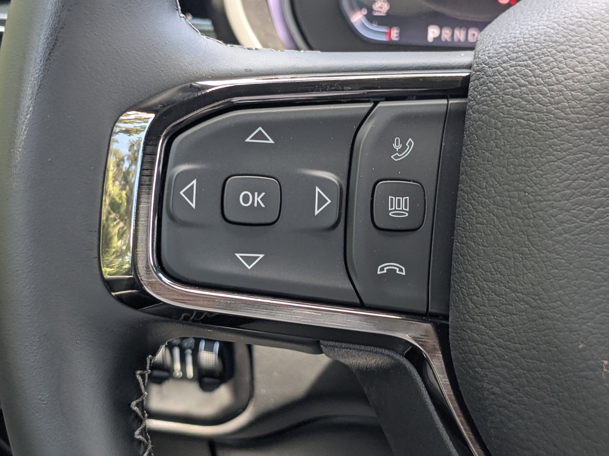 New 2025 RAM 2500 Limited image 25