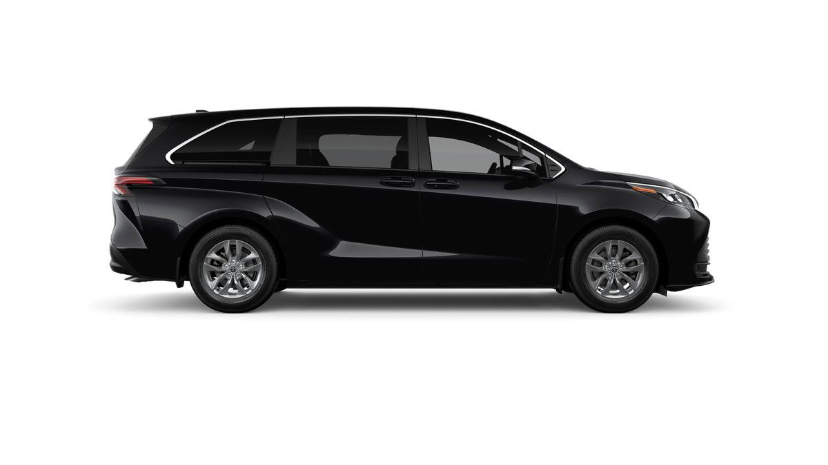 New 2026 Toyota Sienna LE FWD image 12