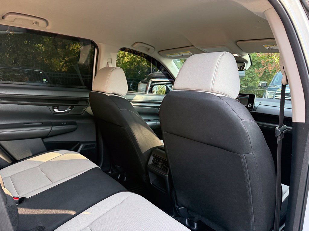 Used 2023 Honda CR-V LX image 37