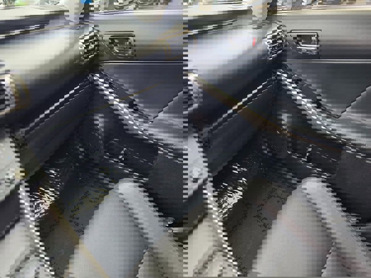 Used 2016 Lexus IS 200t image 38