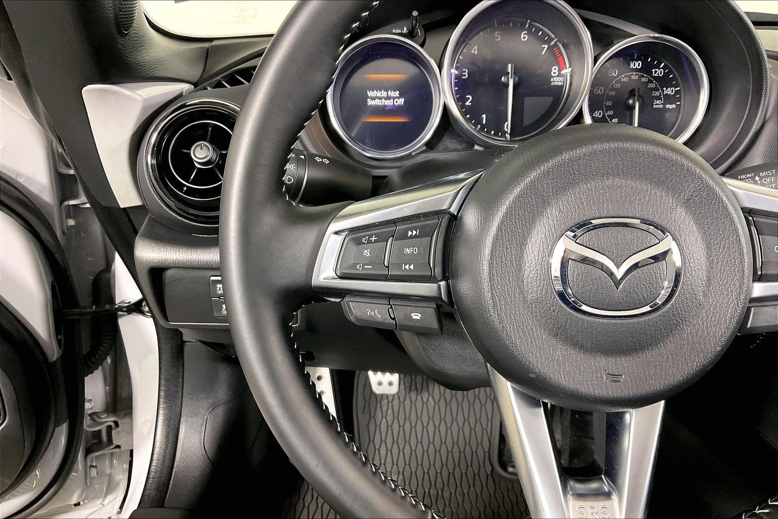Used 2024 MAZDA MX-5 Miata RF Club w/ Interior Package RWD image 17
