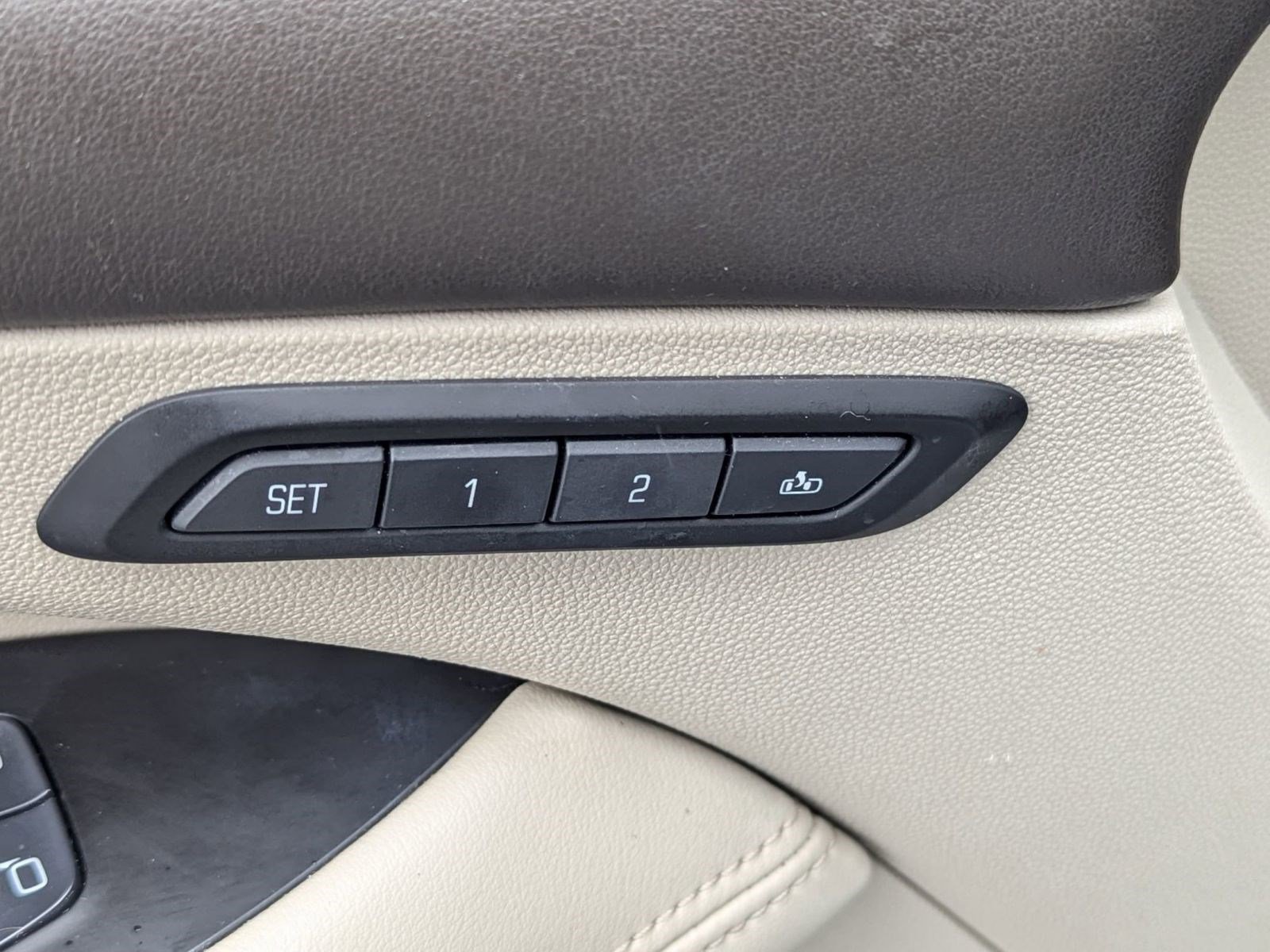 Used 2017 Buick LaCrosse Premium w/ Sun and Shade Package image 17