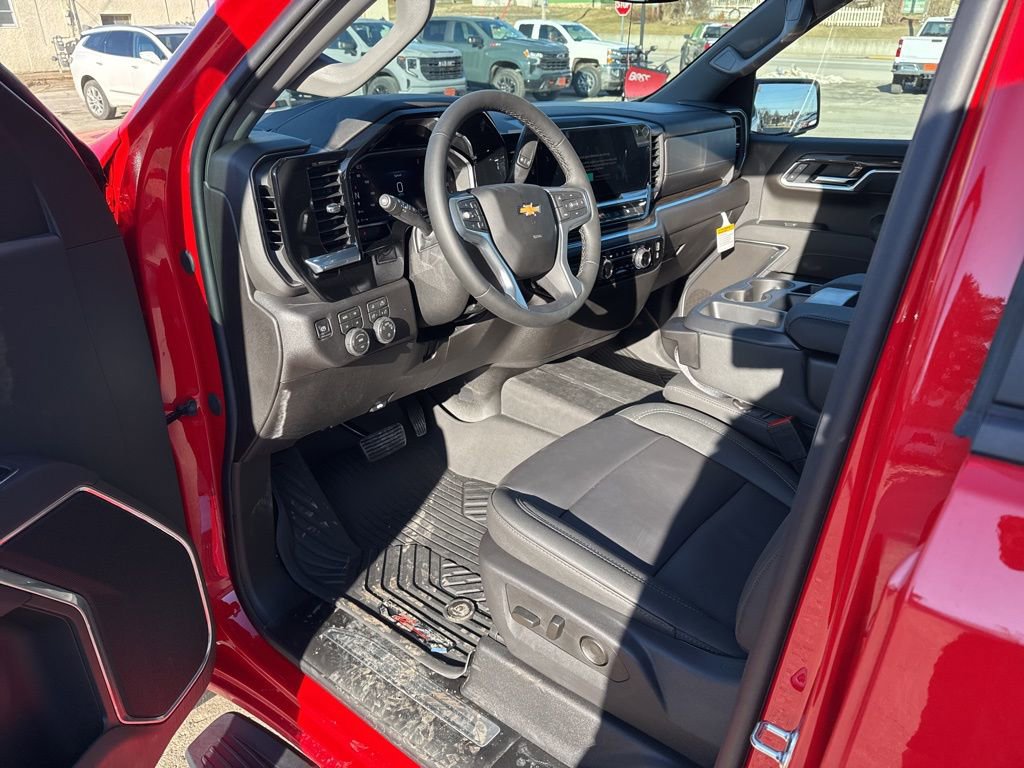 New 2026 Chevrolet Silverado 1500 LT w/ Z71 Off-Road Package image 7
