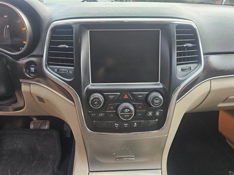 Used 2014 Jeep Grand Cherokee Limited AWD/4WD image 14