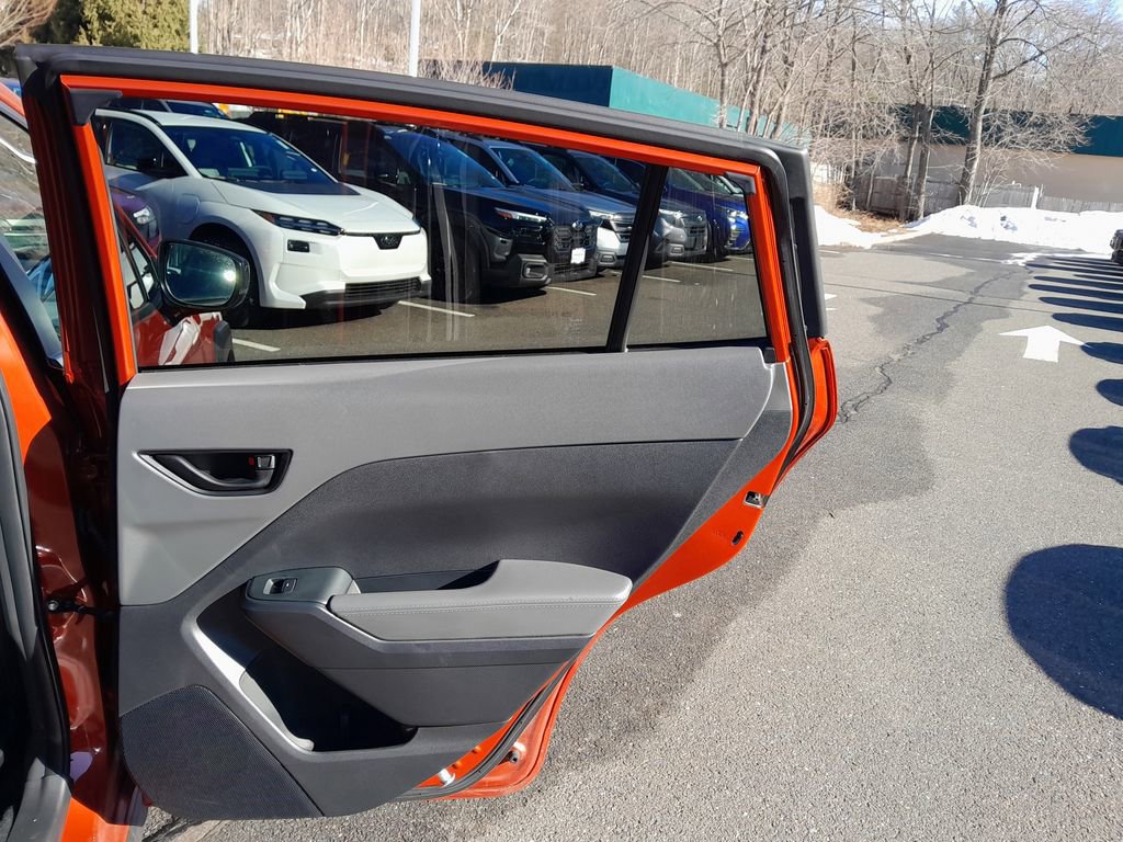 Certified 2025 Subaru Crosstrek 2.0i Premium image 34