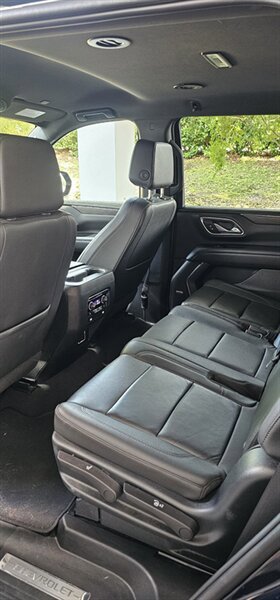 Used 2023 Chevrolet Tahoe LT w/ Luxury Package AWD/4WD image 10