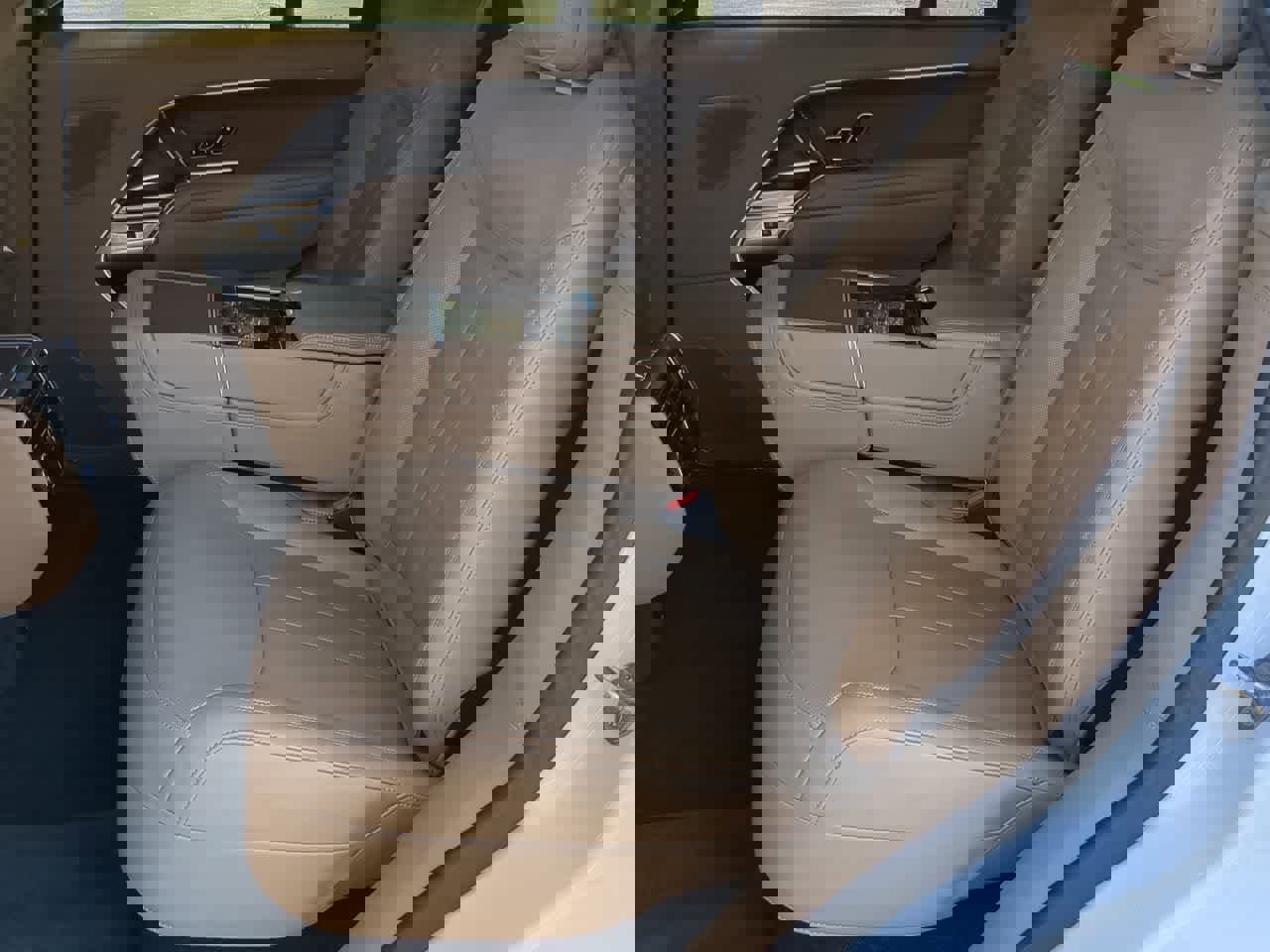 Certified 2023 Land Rover Range Rover Long Wheelbase Autobiography image 20