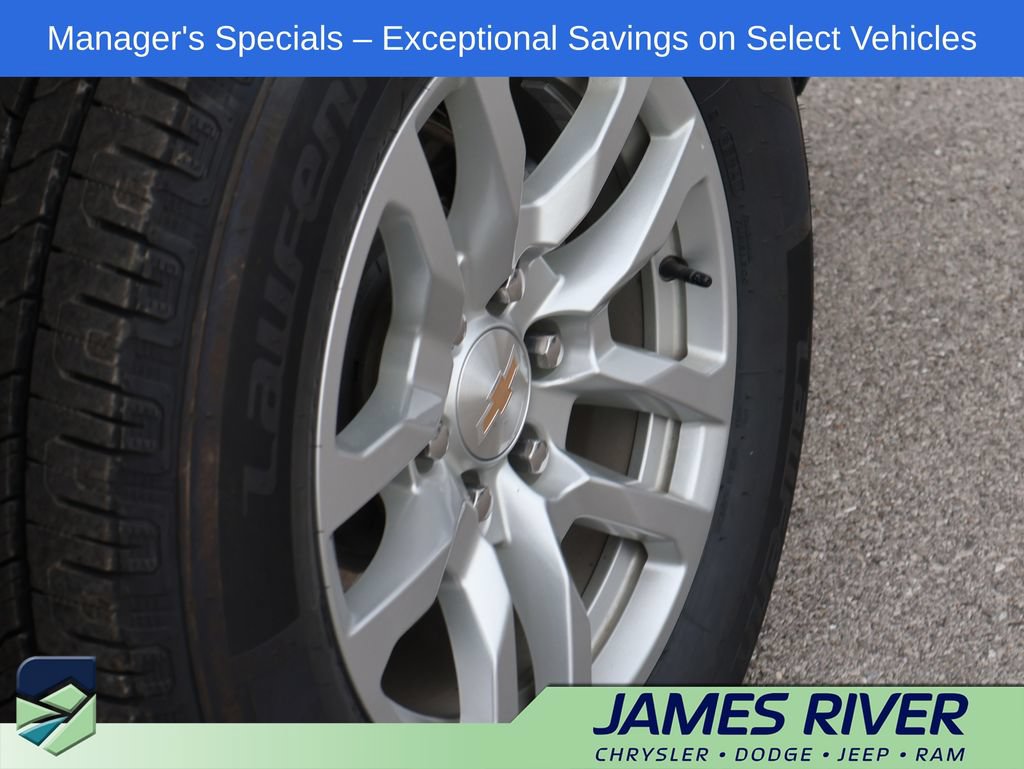 Used 2024 Chevrolet Suburban LT AWD/4WD image 41
