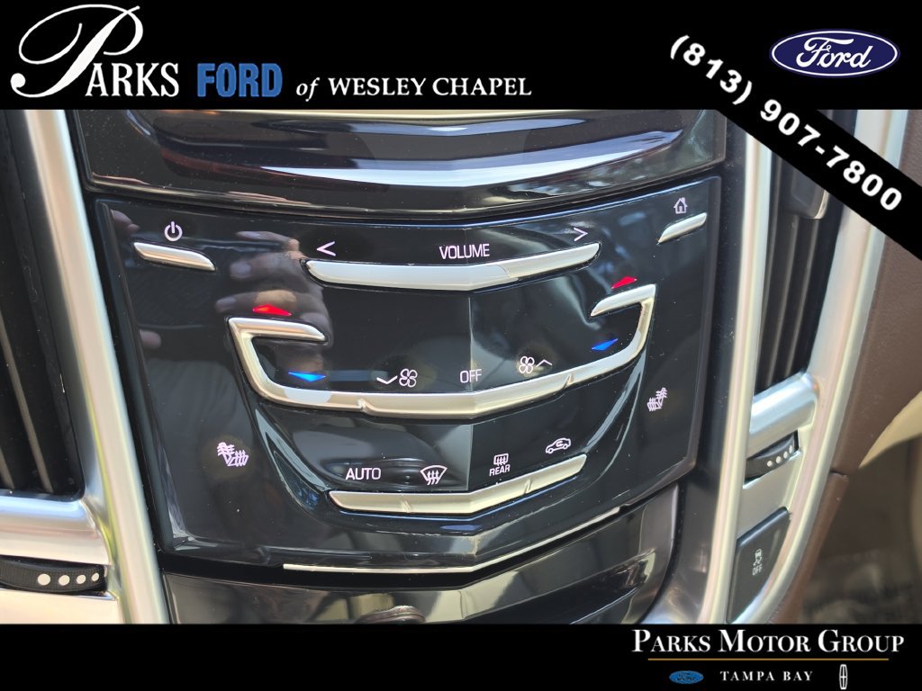 Used 2015 Cadillac SRX Luxury w/ Driver Awareness Package FWD image 25
