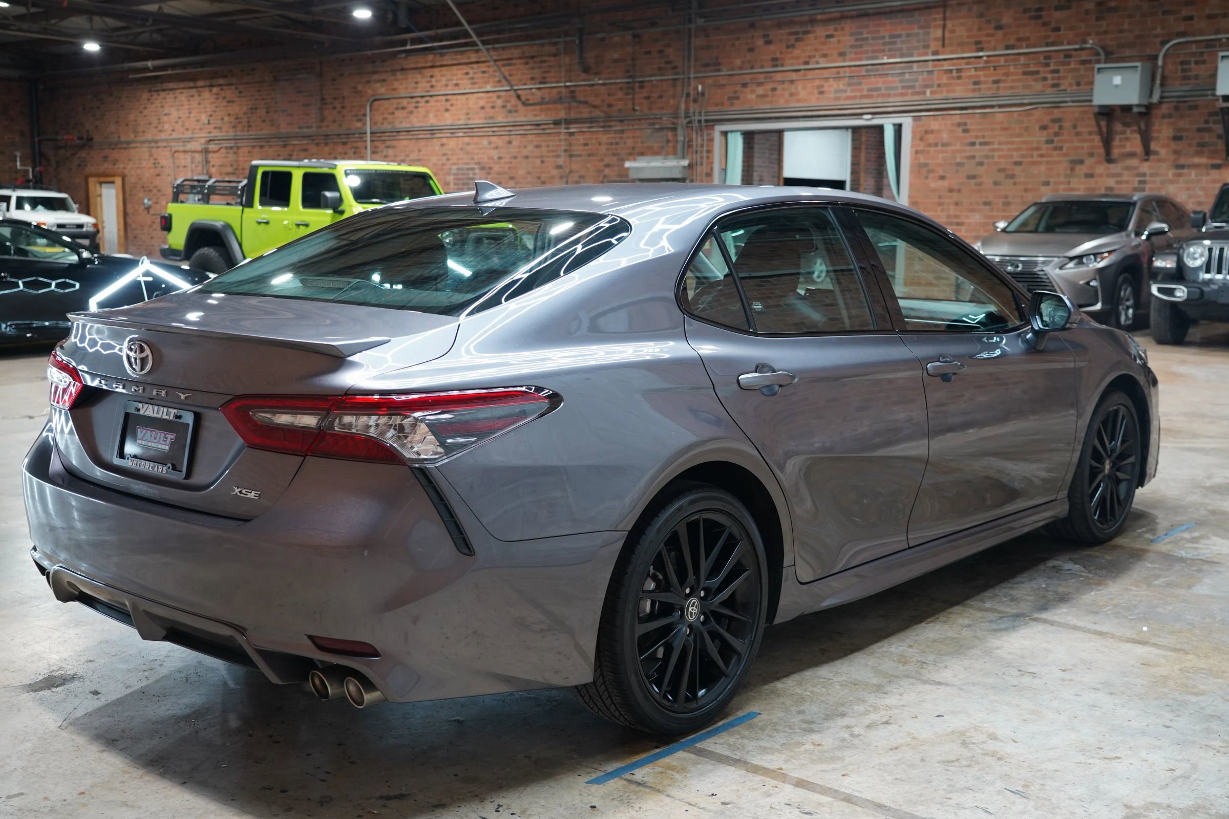 Used 2023 Toyota Camry XSE image 16