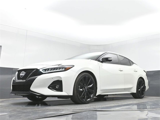 Used 2023 Nissan Maxima SR w/ Sport Mat Group image 44