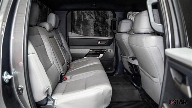 Used 2025 Toyota Tundra Limited image 13