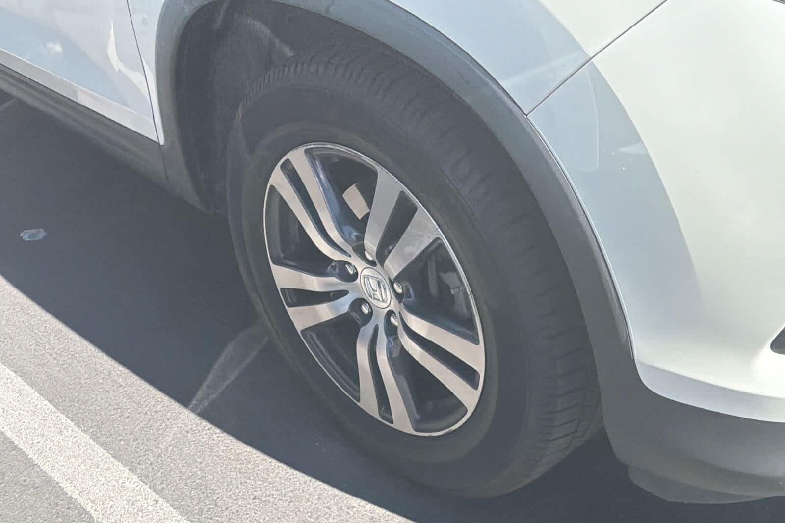Used 2017 Honda Pilot EX-L image 12