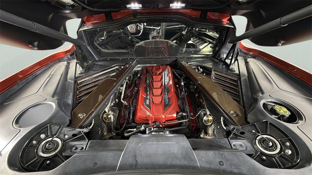 Used 2022 Chevrolet Corvette Stingray Premium Cpe w/ Z51 Performance Package image 29