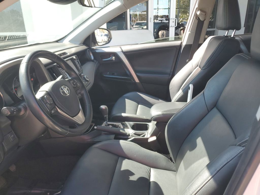 Used 2018 Toyota RAV4 Limited w/ Advanced Technology Package image 20
