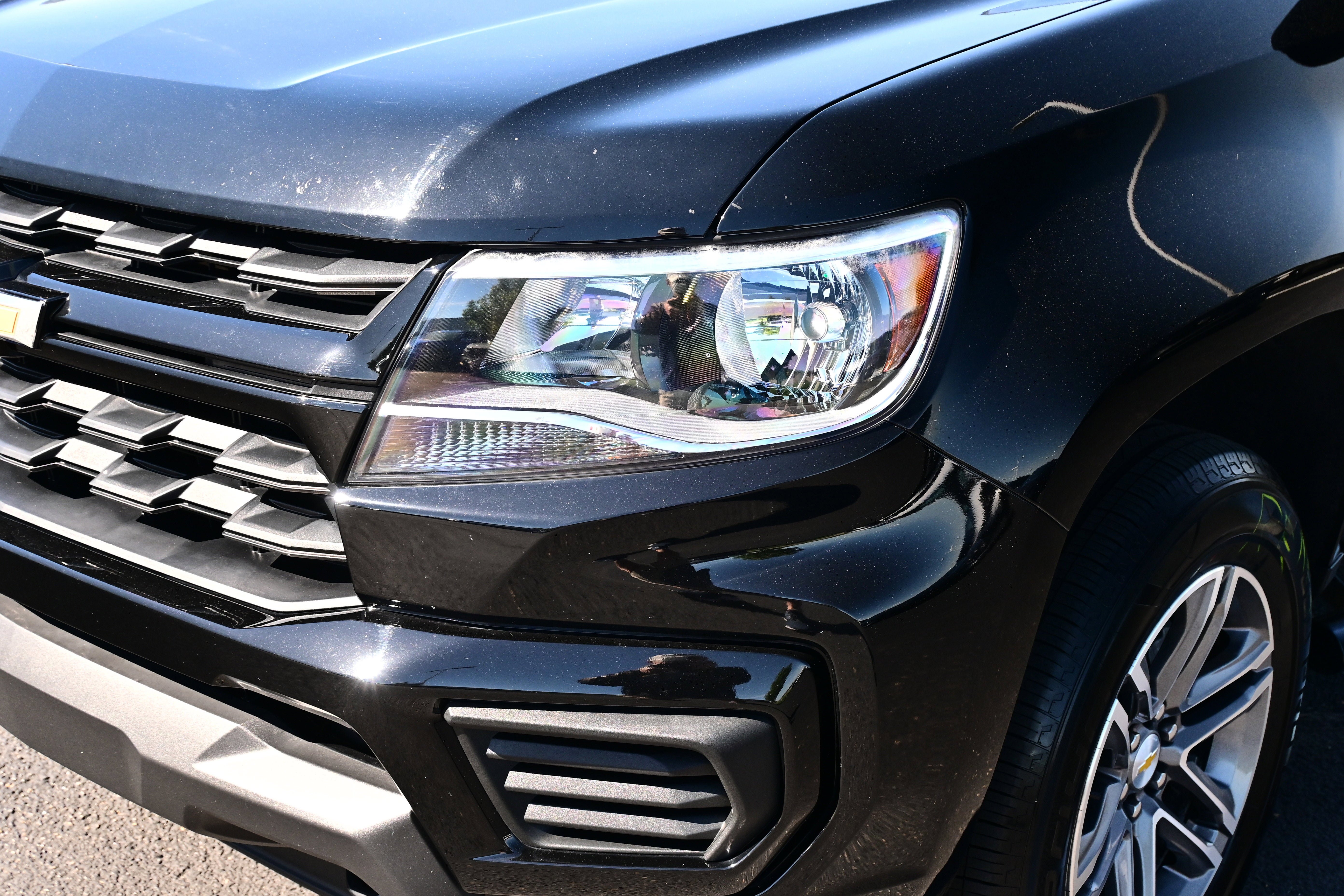 Used 2022 Chevrolet Colorado W/T w/ Custom Special Edition AWD/4WD image 15