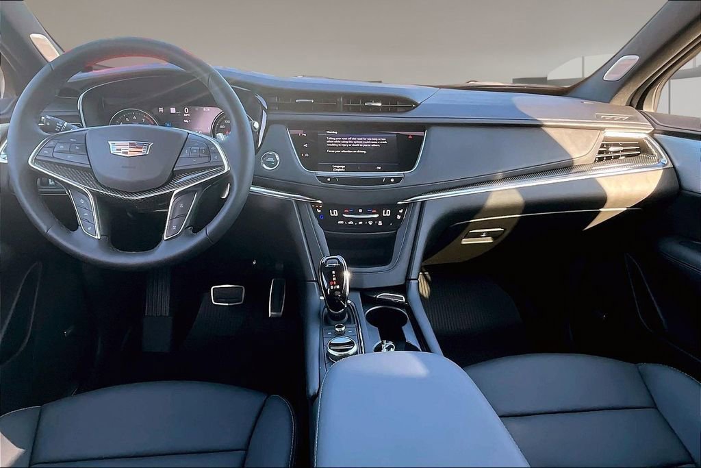 New 2026 Cadillac XT5 Sportv w/ LPO, Floor Liner Package AWD/4WD image 5