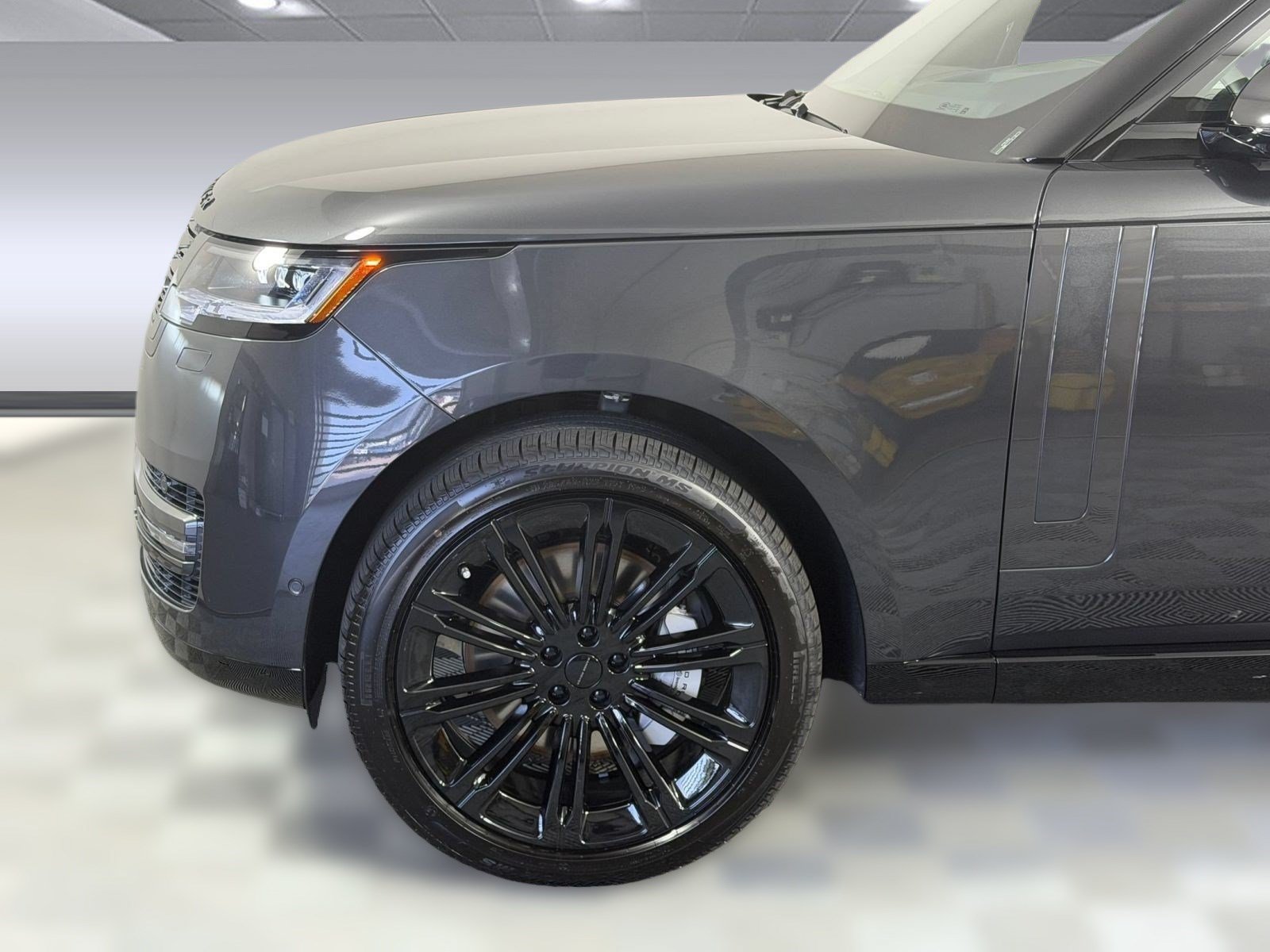 New 2026 Land Rover Range Rover Long Wheelbase SE AWD/4WD image 11