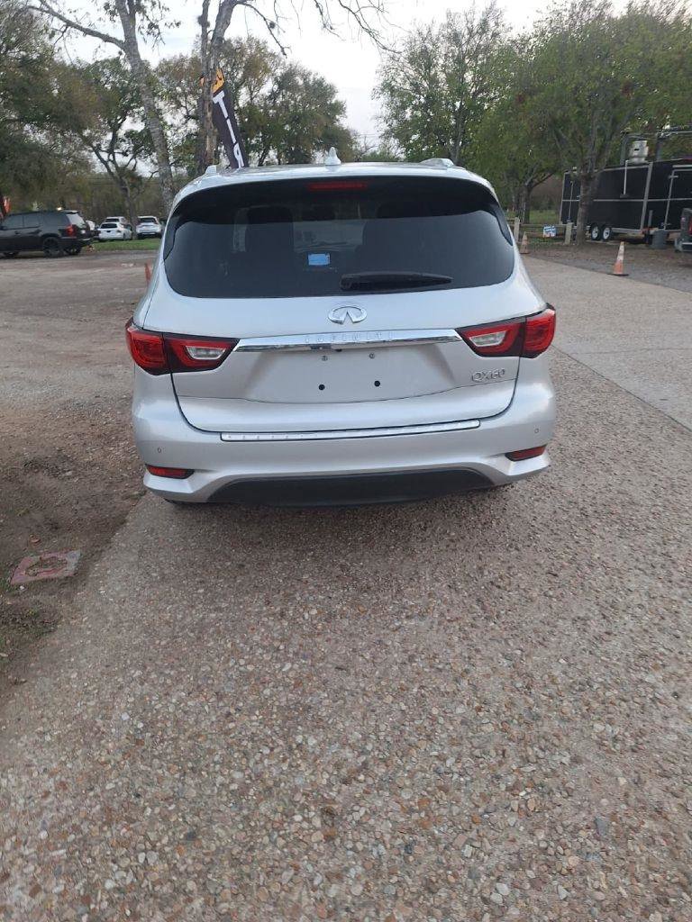 Used 2017 INFINITI QX60 w/ Premium Plus Package image 14