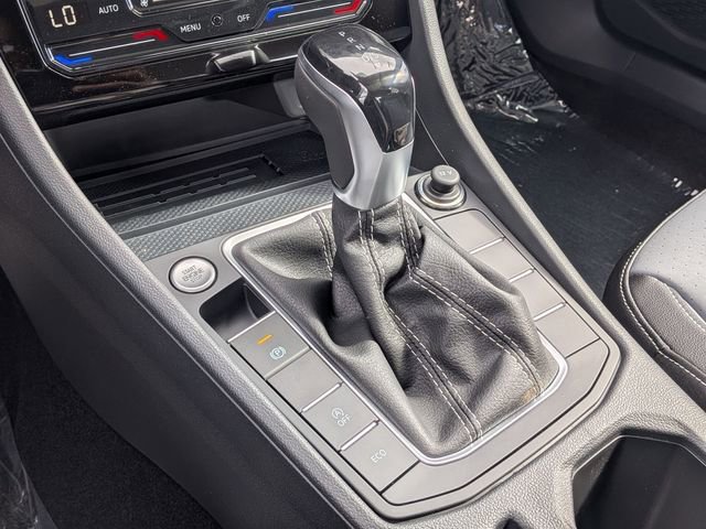 New 2026 Volkswagen Jetta SE FWD image 19
