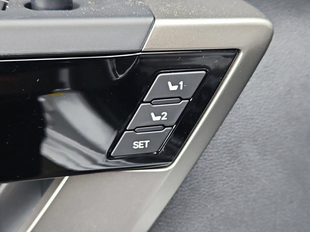 New 2026 Toyota Tundra 4x4 CrewMax image 17