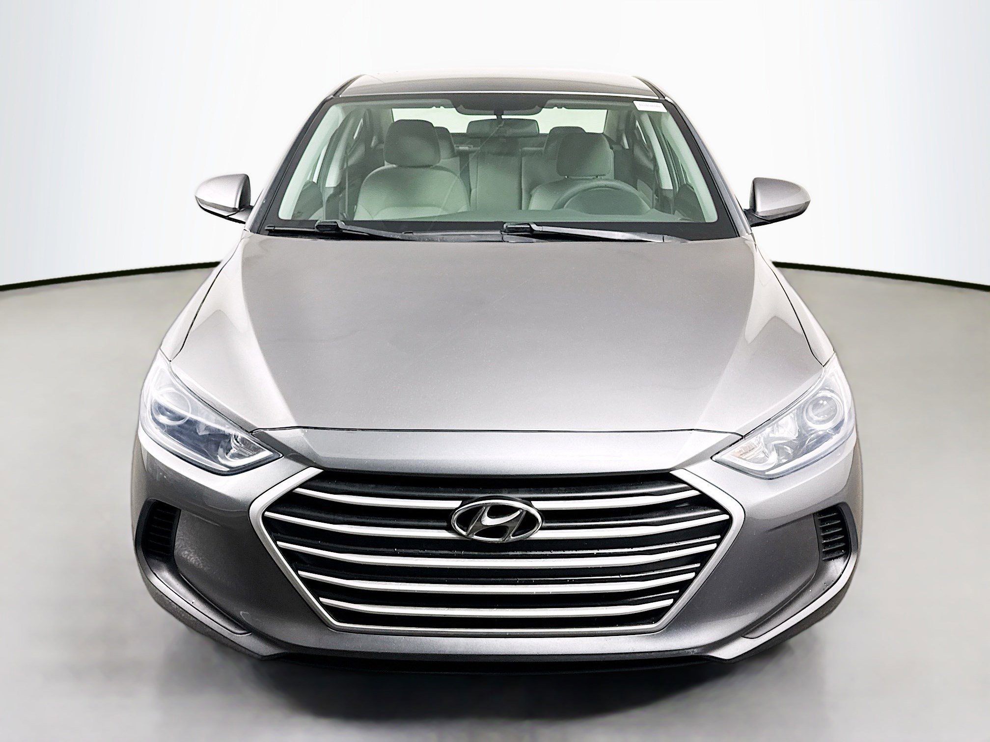 Used 2018 Hyundai Elantra SEL image 2