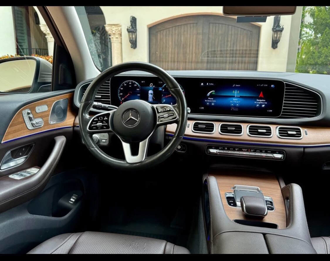 Used 2020 Mercedes-Benz GLE 350 4MATIC w/ Premium Package image 9