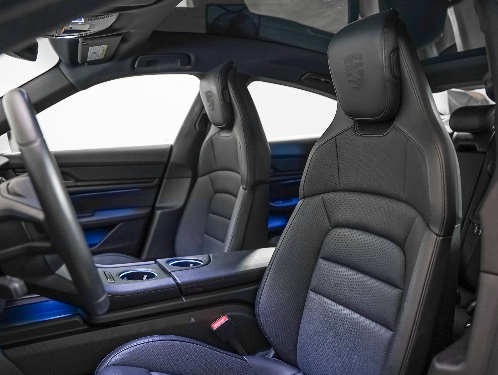 Certified 2022 Porsche Taycan 4S image 5