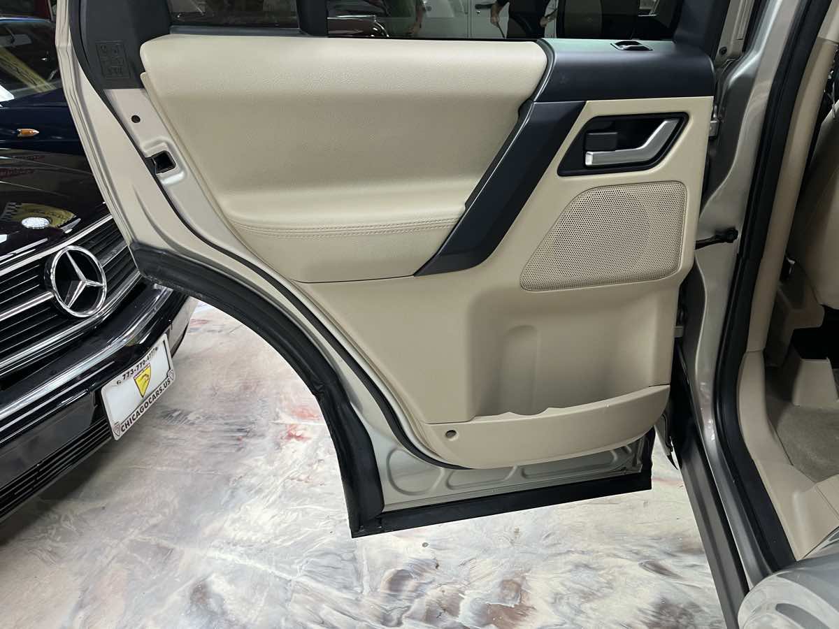 Used 2013 Land Rover LR2 AWD/4WD image 27
