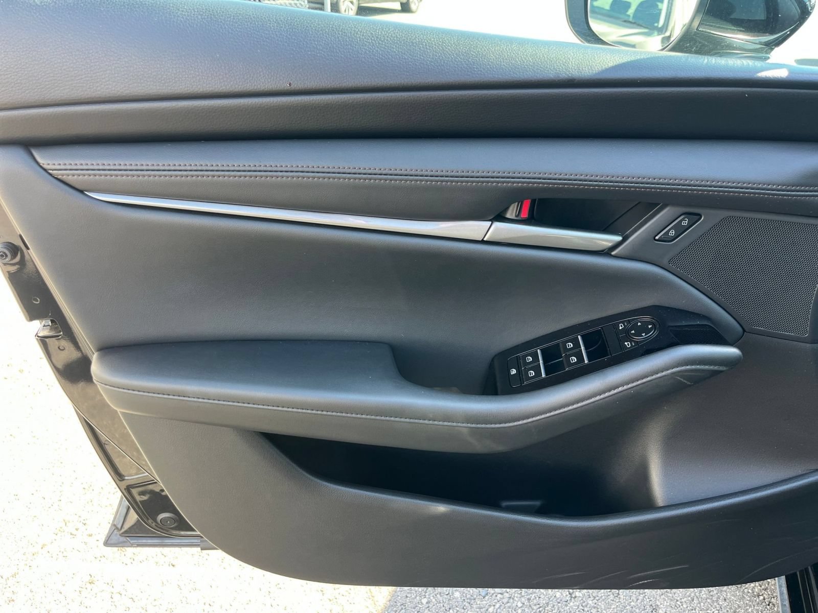 Used 2026 MAZDA MAZDA3 s FWD image 18