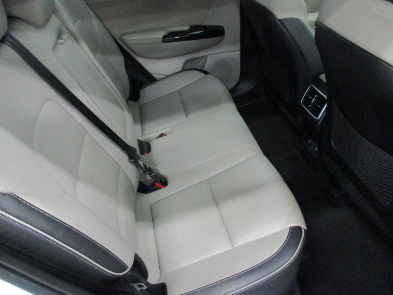 Used 2021 Kia Sportage SX image 12