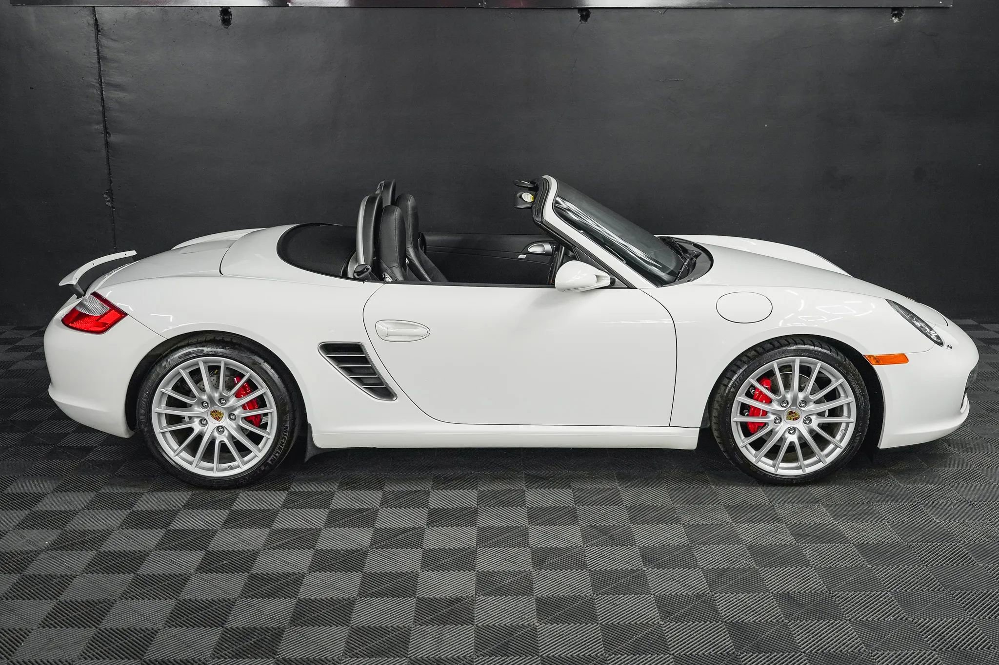 Used 2007 Porsche Boxster S image 23