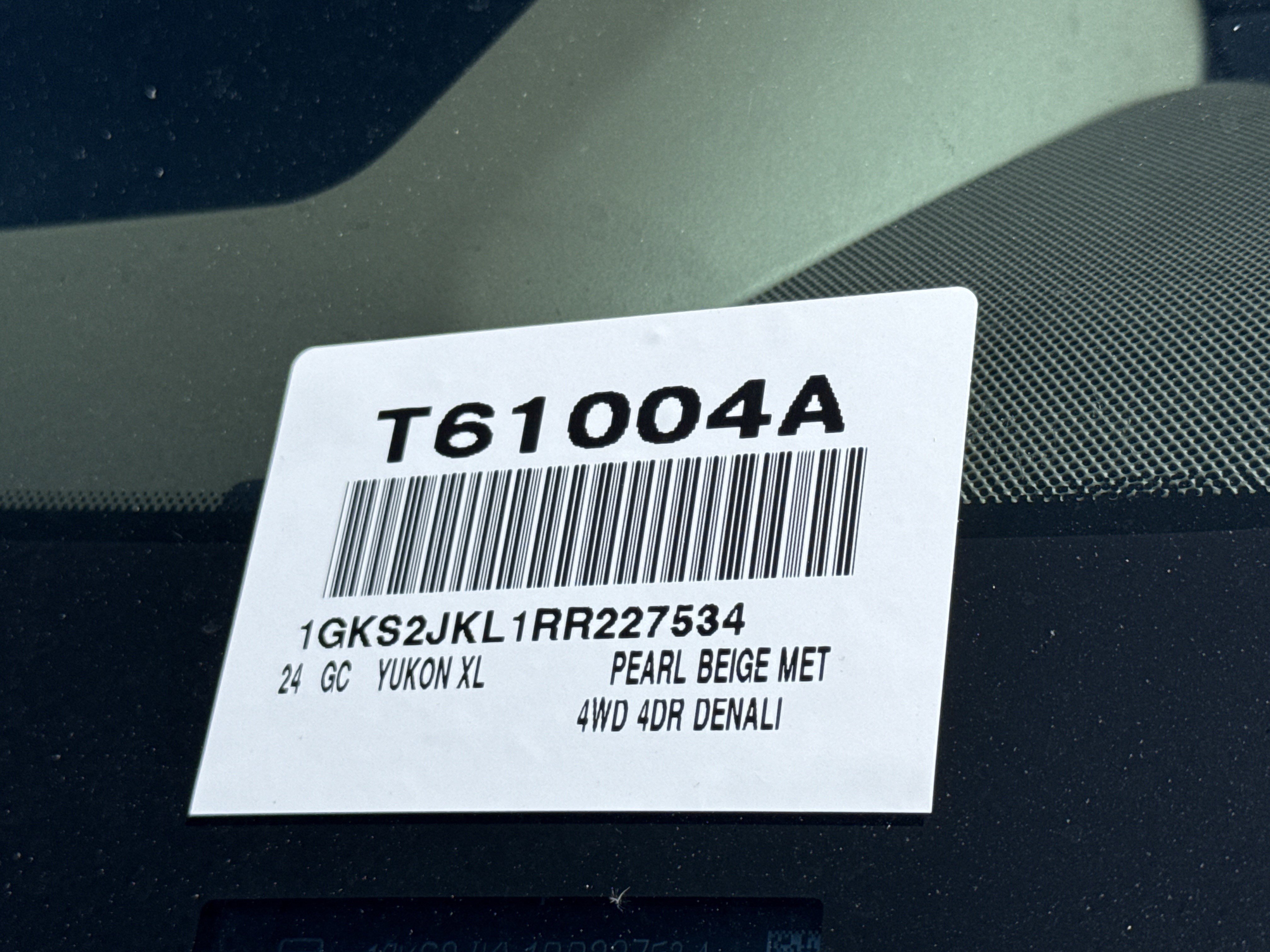 Used 2024 GMC Yukon XL Denali w/ Advanced Technology Package AWD/4WD image 45