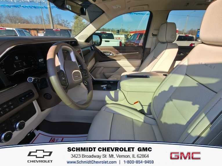Used 2024 GMC Yukon Denali image 15