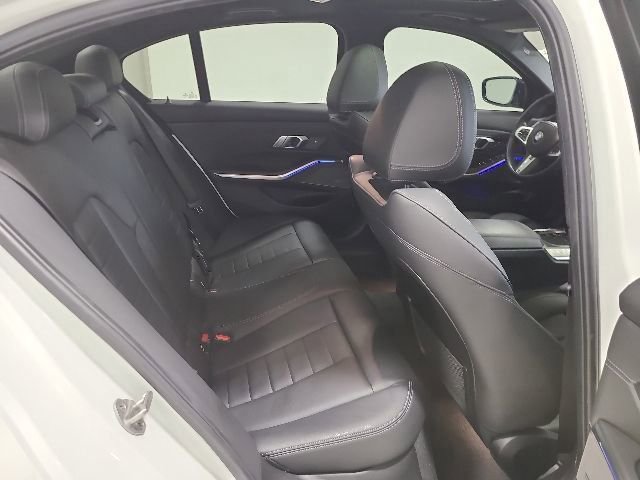 Used 2021 BMW M340i w/ Executive Package RWD image 18