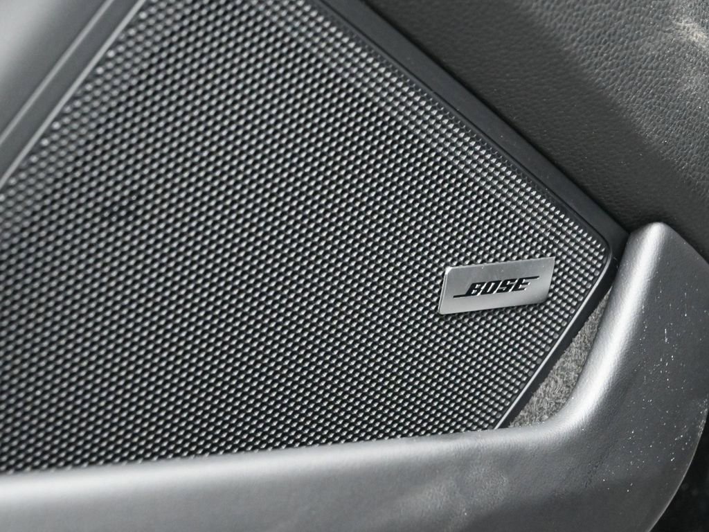 Used 2025 Porsche 911 Carrera T image 9