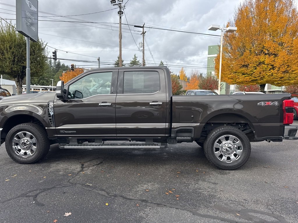 Used 2024 Ford F350 Lariat image 4