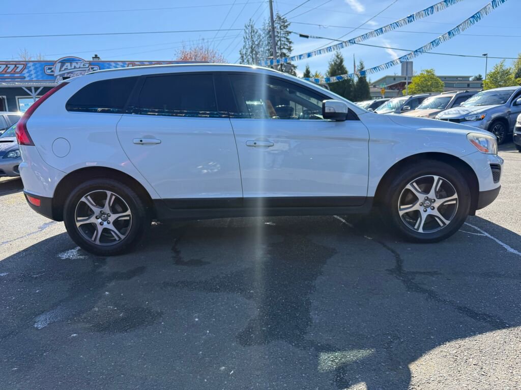 Used 2013 Volvo XC60 T6 AWD/4WD image 6