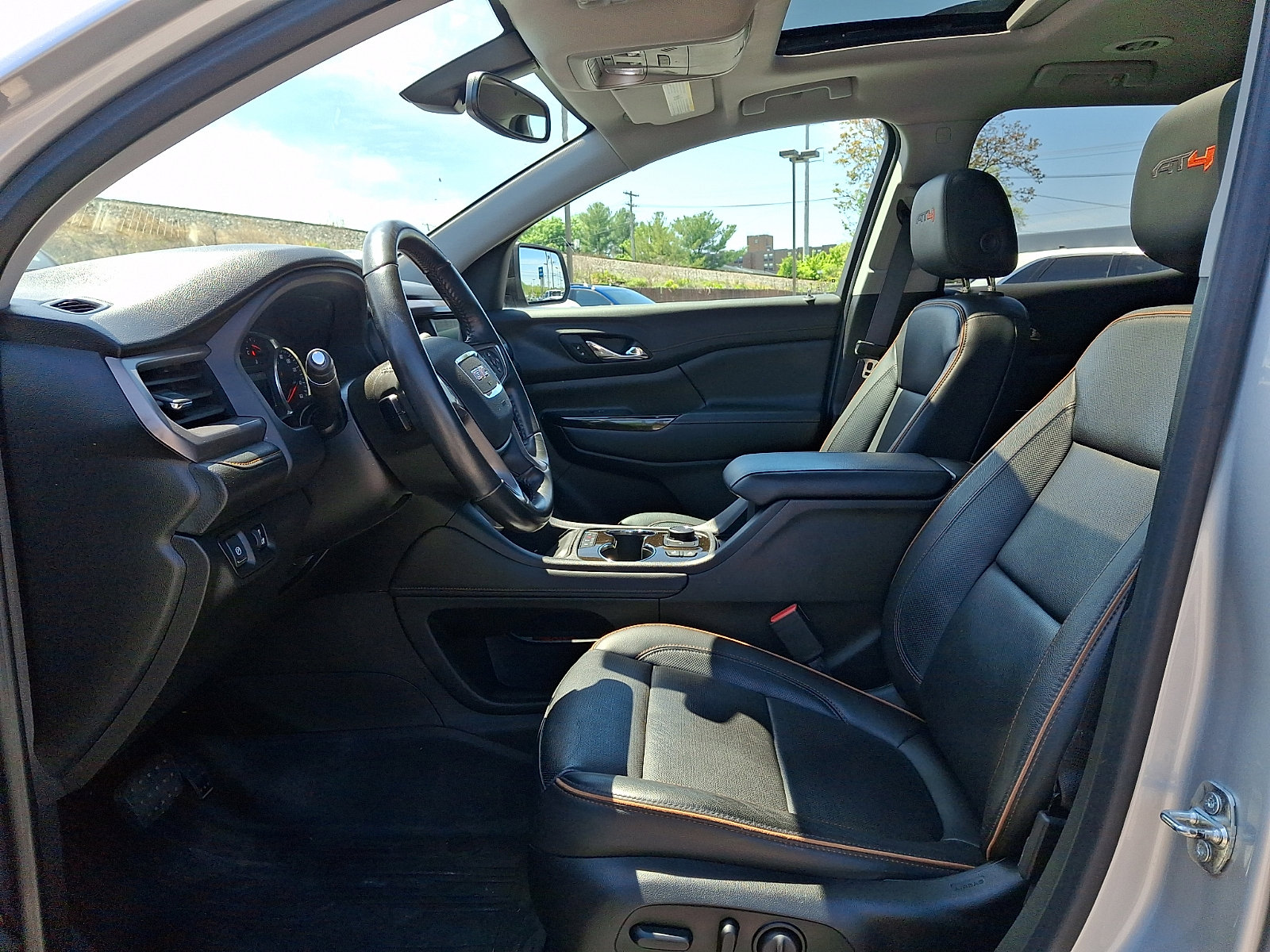 Used 2020 GMC Acadia AT4 w/ LPO, Floor Liner Package AWD/4WD image 14