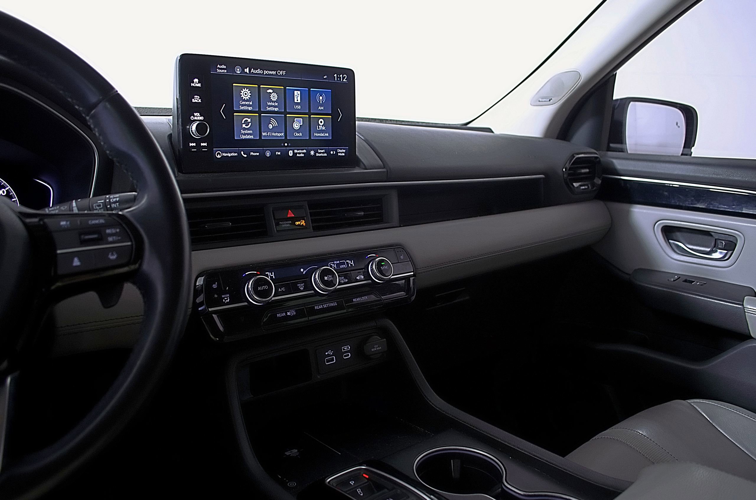 Used 2023 Honda Pilot Touring image 29